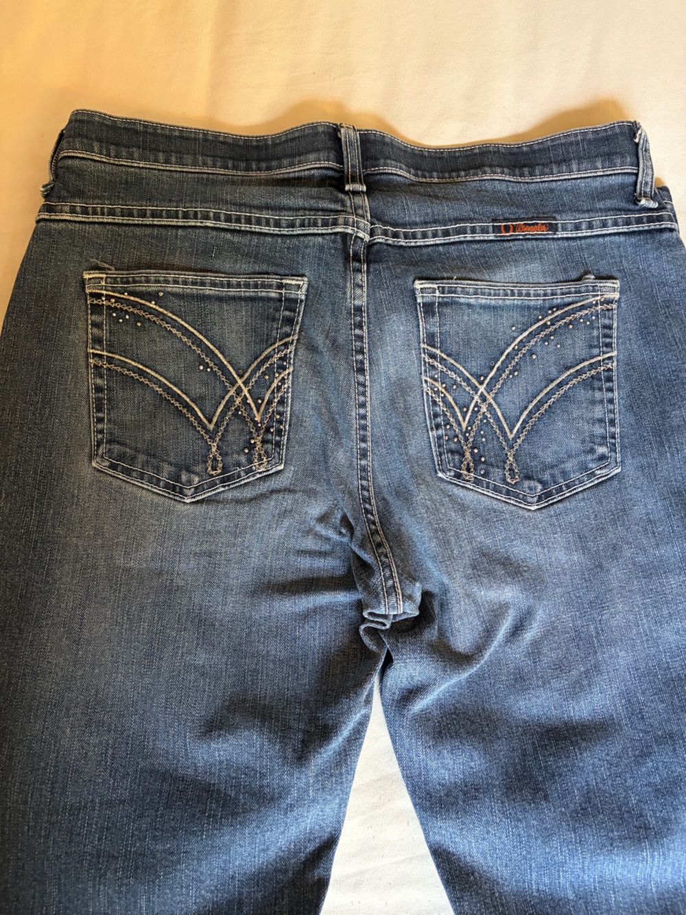 Wrangler Women's Medium Blue Mid-rise Boot Cut Jeans with Embroidered Pockets